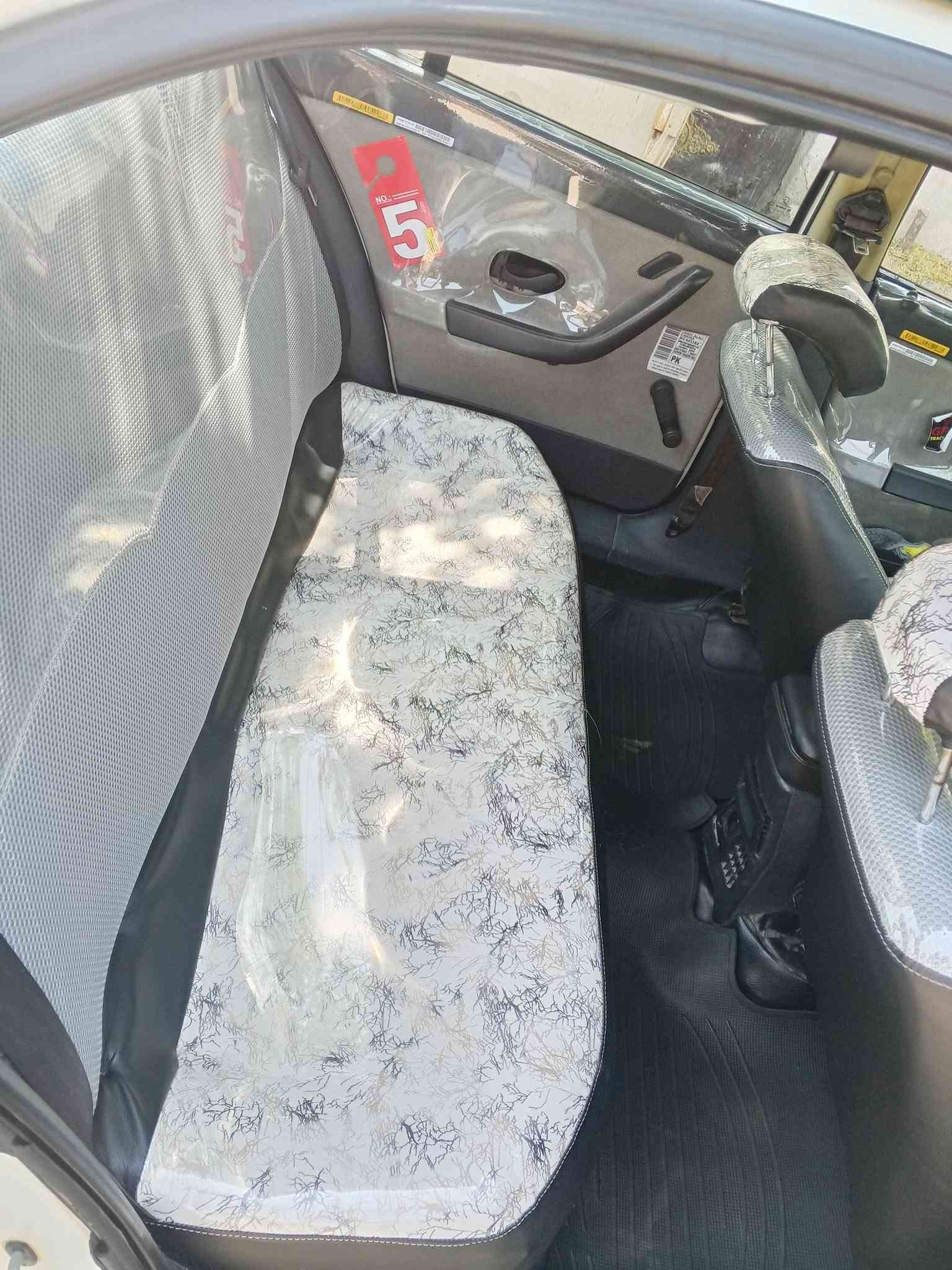 سمند 9كفاله عامه حته دعاميات كفاله من لخياس سياره جديده ماشيه 106 حقيقي مكينه كير حداديه وتبريد كله بوضع الشركه توه مدوشمه سياره جديده مكاني ذي قار سعر 45وبيه مجال ‏‪***********‬‏
