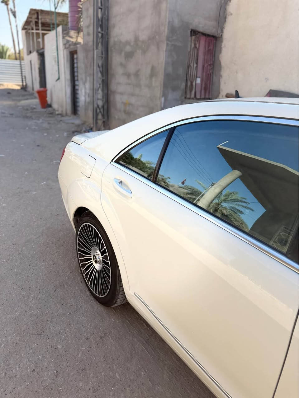 السلام عليكم

مارسيدس S500 خليجيه فول الفول

 اصل 2008

رقم بصره بسمي 

هزه جديده رقم جديد

موصفات معروفه 500 S

لارج 

دبل جام 

داخل عسلي بالكامل 

تبريد 3 قطع 

ماوس ٥ابواب شفط 

جنطه كهرباء

تخم تاير عليها جديد

صدر خلفي امامي جديد 

لايت ويا الستيرن يفتر 

كأمره خلفيه بلاد 

مري شفط وقلاب 

AMG نادره 

سياره نضيفه 

كشنات خلفيه أماميه تدفئه وتبريد 

فول الفول مواصفاتها 

مكاني بصره قضاء المدينه

السعر (185) وبيها مجال جدا بسيط

*********** القرنة, البصرة
