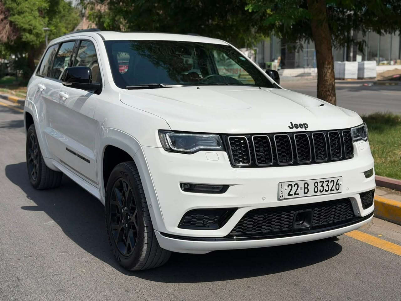 جيب S وكالة هارلم
موديل 22 
ماشيه 30
رادار 
داخل احمر 
مكفوله عدا  باب خلفي فتح براغي من وكالة بدون تبديل 
مغلفه PPF 
المكان بغداد اليرموك 
السعر 35000$
الرقم ***********

