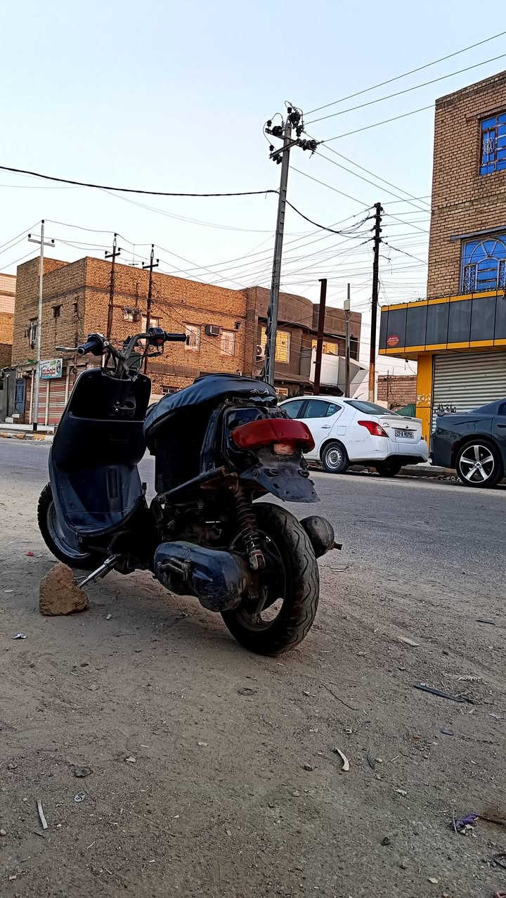 بتره شغاله  للبيع عوزها تاير امامي بس
مكاني ناصريـــه الاسكان الصناعي
 ***********
سعر 150 بيها مجال قليل
