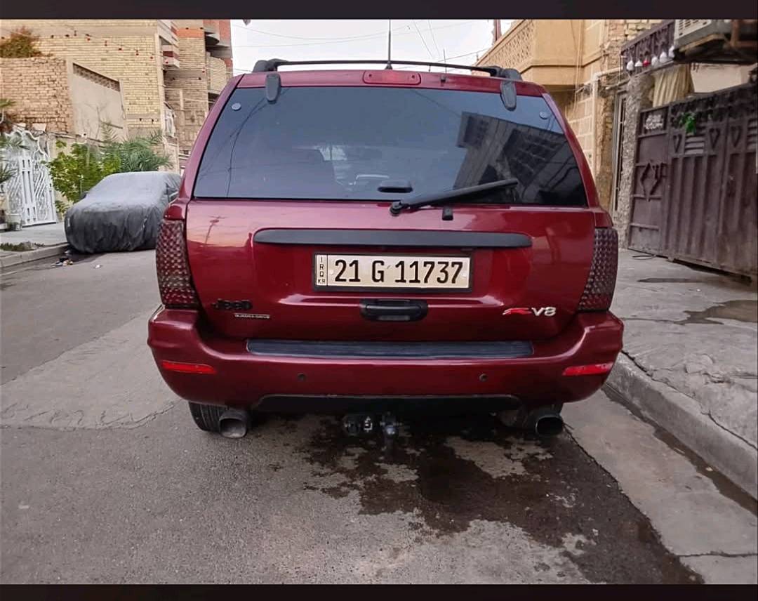 جيب شيروكي ليمتد ثمانيه سلندر v8  سياره نظيفه الاصفاح موس هيج لزمه ايد ما بيها السياره سليمانيه  وصاحب السياره السنويه بسمه بسماوه  السياره تبريد يوصل للجنطه  الداخل جلد اسود زلغ مابي والسياره معروضه ٦٥