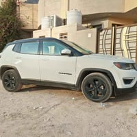 جيب كومباس للبيع او مراوس موديل 2021 سياره حادثه جاملغ الايمن والايسر ...