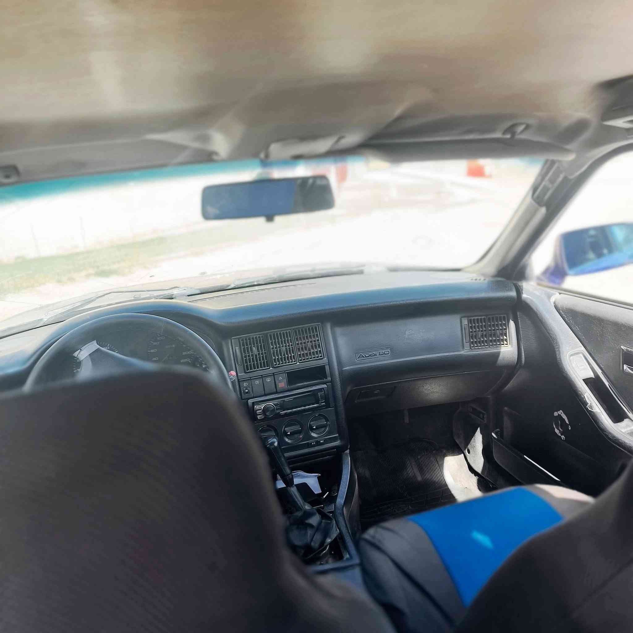 السلام عليكم سياره اودي للبيع موديل 95 كير عادي سيارة 🚗خير من الله كير مكفول مكينه مكفوله كهربأيات شغاله سعر 26 او بيهه مجال  رقم بغداد  هذه رقمي الي يحب يتواصل اني حاضر  ‏‪***********‬‏
