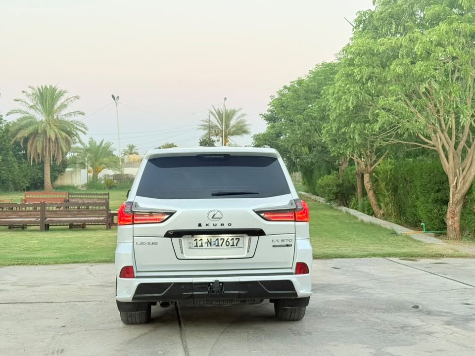 للبيع : لكزس 2020  عليه كت كورو اصلي ( بريم ) 

الفئة : LX570 Super Sport 

لون ابيض دواخل مشمشي 

ماشية 66 الف كم حقيقي

سونار ضمن الصور 

السيارة استخدام شخصي جديدة ونظيفة كلش واحلى من الصور

رقم بغداد تحويل مباشر 

مكان السيارة : ديالى 

السعر725 ورقة وبي مجال 

 مراوس فقد هايلكس 

الشراي يتصل هذا رقم***********.
