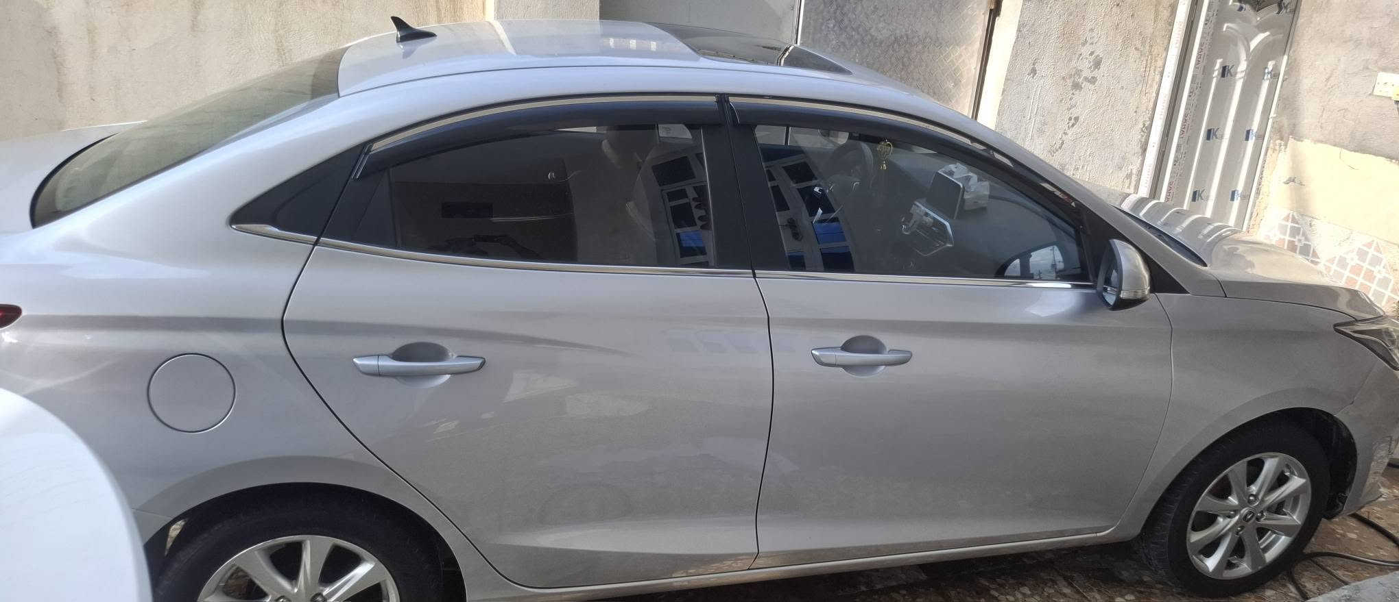 السلام عليكم ورحمة الله
شانجان L7 للبيع 
موديل : 2025
ماشيه : 23 ألف Km
سياره فوول مواصفات 
دوشمه جديده وضع الشركه _ تبريد ثلج _سلايد _ ويل كب _ تحكمات ستيرن _ كروزو سرعه _ كامره _ رقم بغداد الجديد شرط تحويل ثاني يوم -سنوية اصدار  جديدة مكفوله كير محرك وضع شركه .
السعرر 14 ونص  وبيها مجال 
الاتصال على رقم ***********
