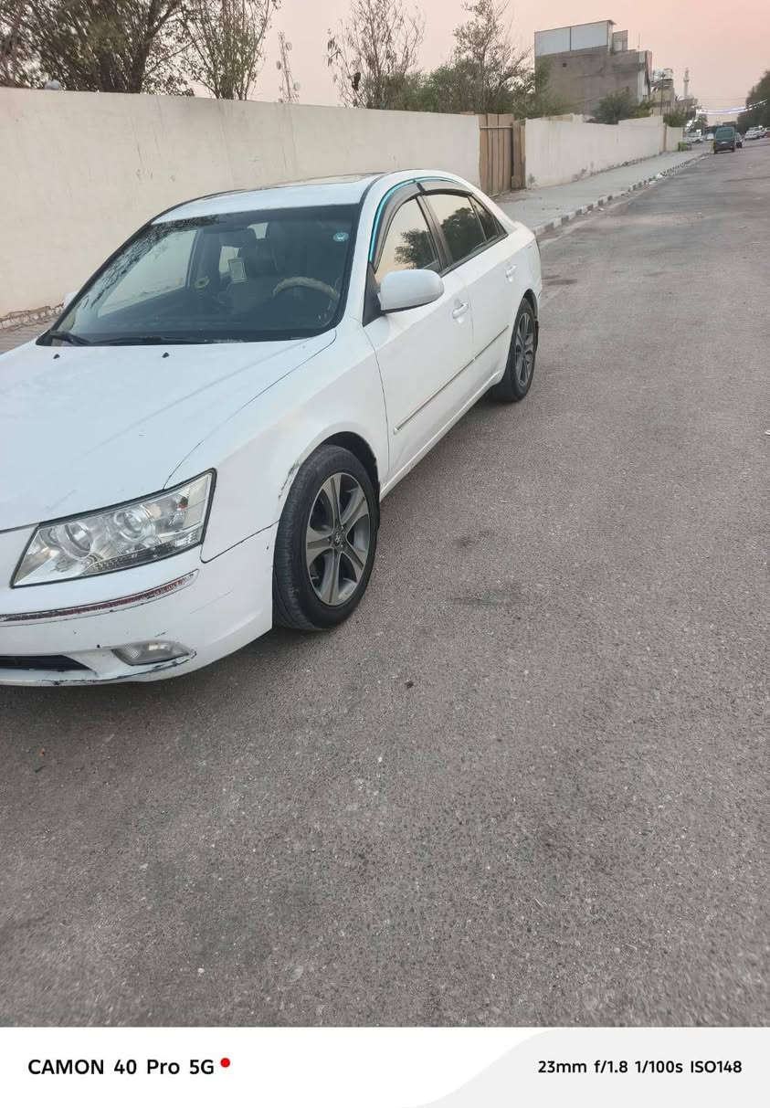 سلام عليكم سوناتا خليجي 2400 سياره جاهزه من كلشي برغي واحد ماناقصه بسمي سياره مصبوغه عام مكفوله من الضربه والكلبه مكان السياره نجف الاشرف السعر 100وبيهه مجال رقم الهاتف ***********/
