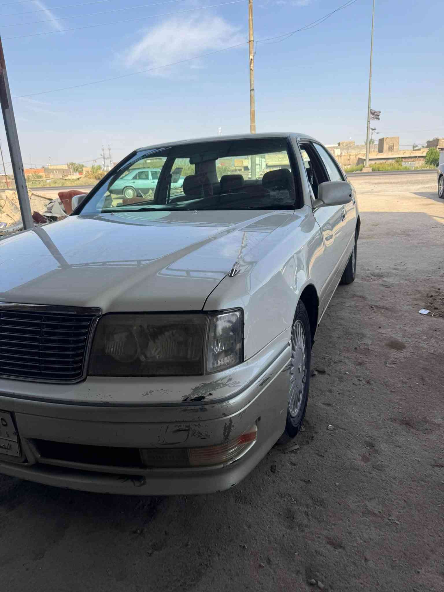 راس الثور فلات موديل1996 كفاله من الكص ونقل فقط بيه ضربه خفيفه ربع لغد سعر ٨٥

***********
