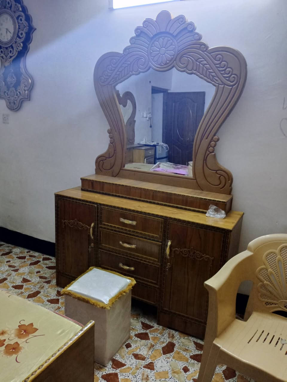 السلام عليكم غرفه نوم للبيع  صاج عراقي بعدهة جديده علما والله احله من الصور  التواصل ***********  ‏‪***********‬‏ السعر عل اتصال
