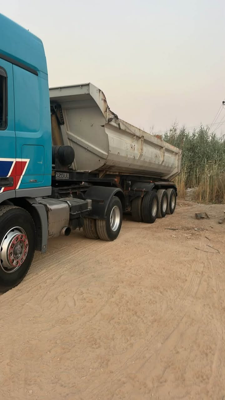 دمعه ٢٠٠٦ جاهزه للعمل بدون اي نقص مربوطه ٣ لوحات رقم بغداد بأسمي سنويه مجدده ٢٠٣٠ عربه تركيه ٣ محاور مزوج تحمل نفس وزن القاطره

سعره ٤٥٠ ورقه وبيه مجال 
***********
