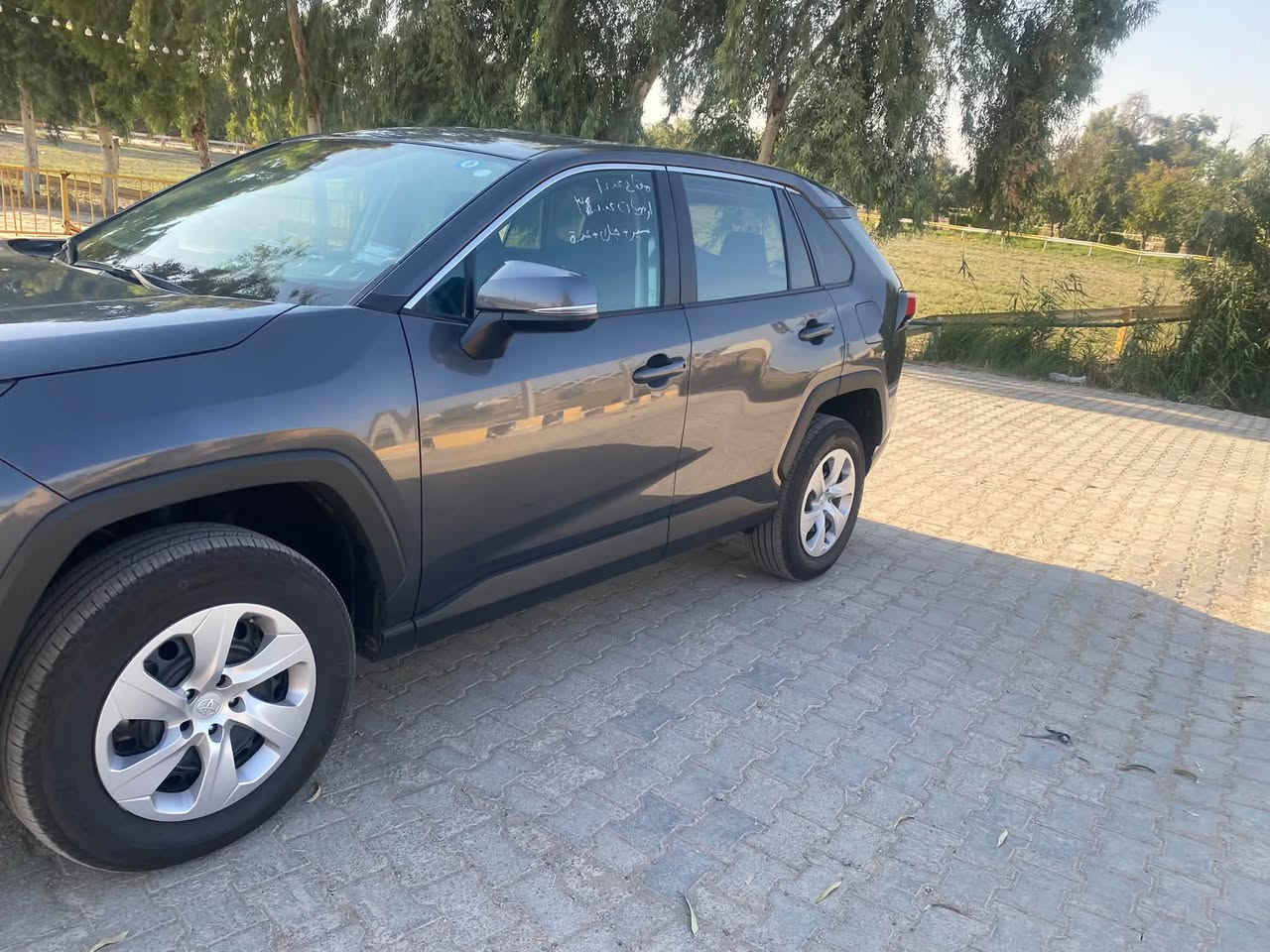 تويوتا راف فور LE
موديل 2023 

رقم ديالى داخله على كتاب شهداء 

ماشيه 15 ألف 

حادثه بنيد وربع الجاملغ صور الحادث مرفقه

العنوان ديالى بعقوبه 

رقم التلفون *********** 

السعر 198 ورقه بيه مجال
