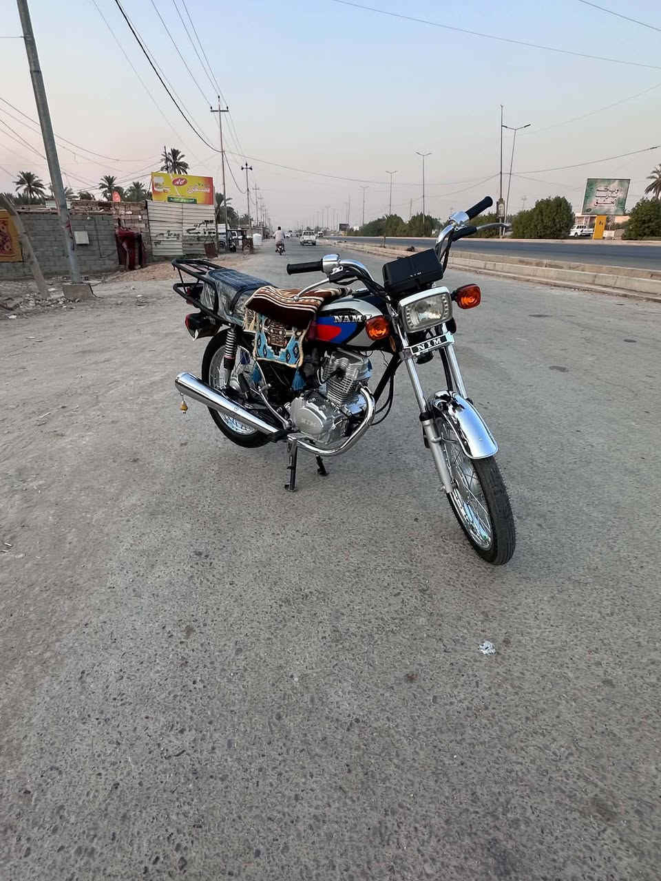 سلام عليكم دراجه نامهه موديل27 لبيع دراجه خير من اللهه ماابيه اي نقص طالعهه من سلامي صاارلهه اقل شهر ب775 وبيهاا مجاال مكااني مسيب،رقم***********
