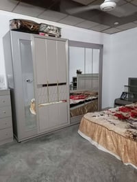 عندي غرفه النوم تركي 9 قطع للبيع للاستفسار الاتصال على الرقم 077061429...