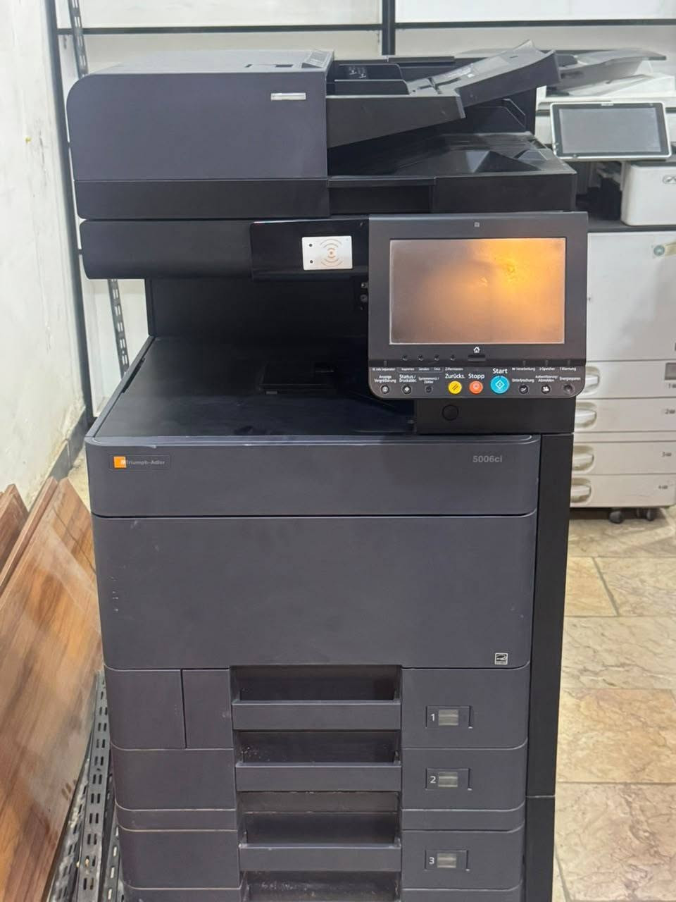 طابعات ريكو • 3504es • سبايرول مربع