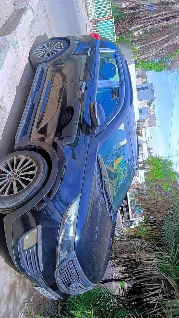 سبورتج 2011 وارد كندي محرك 2000 دوش بيهة صبغ حزام اثر طخطخات وجراد دواخل مكفولة لغود شواصي تكم كله مكفول كير مكينة صدر تبريد كلة مكفول سيارة ماكو بيهة نقص شعرة غرفتهة مرتبة للاخير وهواي ضايفلهة امور رقم اربيل باسمنة مكان السيارة بغداد الكرخ سعرهة 105 بيع او مراوس بعالية وانطي فرق متواجد فيس وواتس اب ***********

