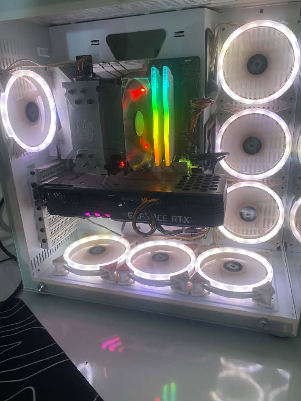 سلام عليكم تجميعه للبيع نضيفه وجاهزه كراتين القطع موجوده 
معالج R7 3700X 
مذربورد ASRock B450 STEEL LGAND RGB
رام 16 كيكة TFORS  3600 RGB
كارت شاشة RTX 3080  10G OC 
هارد SSD 256 NVMe Lexar M.2 
 hhd 1000 T
باور 650  Gold Segotep
كيس linely بأناره حلوة

 تجميعه مكفوله ونضيفه

 السعر: 1120(بيه مجال بسيط)
 يوجد توصيل

 للاستفسار خاص أو ***********
