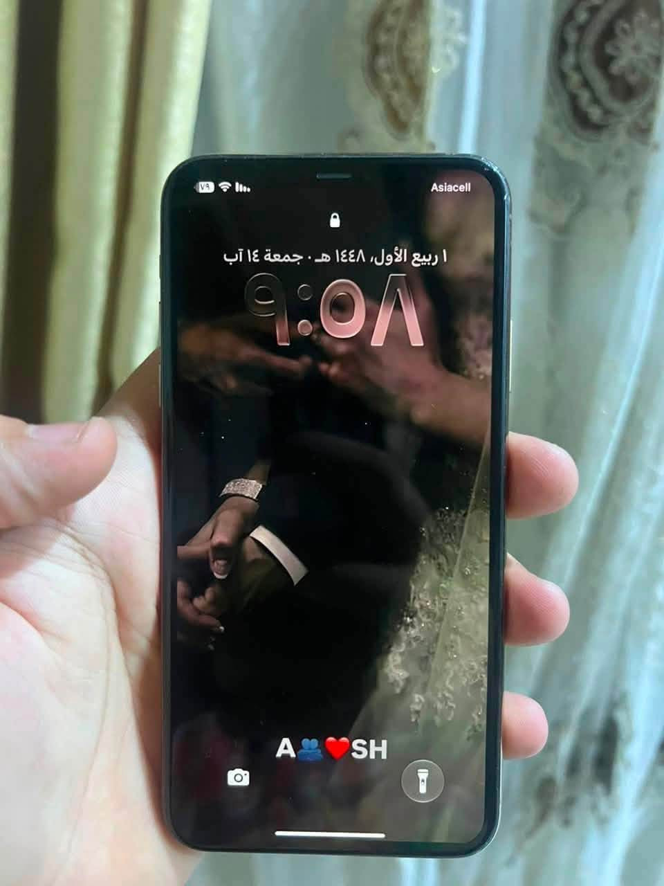 السلام عليكم
متوفر ايفون 11 برو ماكس 
ذاكرة 256
بطاريه 84
جهاز بلادي ما مفتوح  
فقط الكسر ب ضهر 
السعر 370 و بي مجال للطيبين 
***********
