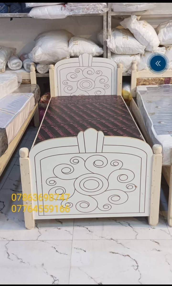 جرابي خشب عراقي نفر شقل درجا اولى يوجد توصيل لحجز رقم واتساب 📞 ***********
