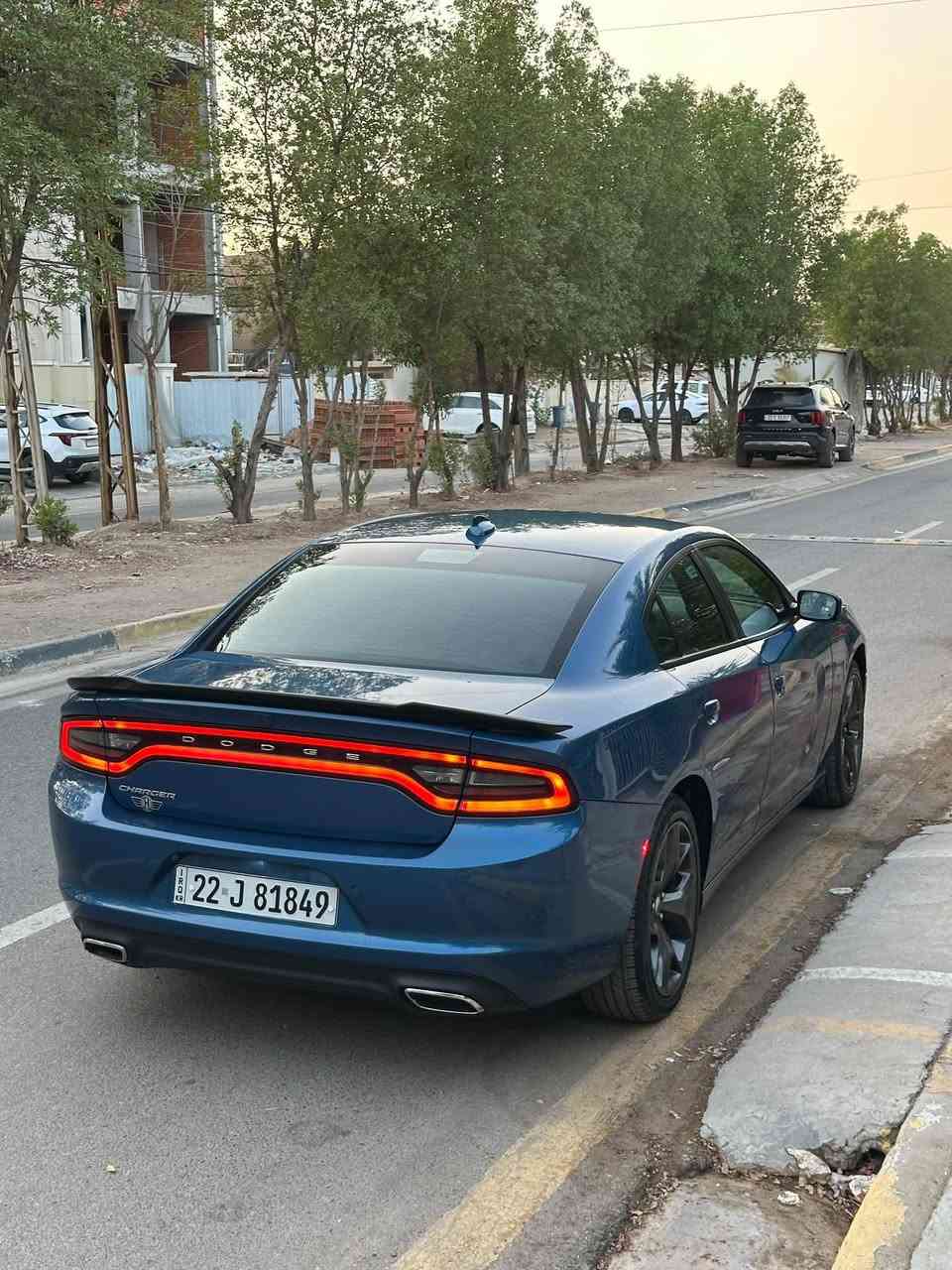 السلام عليكم 
للبيع جارجر 2023 sxt امريكي حادث السيارة قطعة وحدة ايرباگ البردة فقط  ماشيه 66 الف السيارة جديدة وجاهزة من كلشي تايرات جديدة وصدر جديد 
مواصفات السيارة :
• كشنات جلد
• شاشة كبيرة
• ⁠بصمة
• ⁠حساس خلفي
• ⁠كاميرا
• ⁠تشغيل عن بعد
• ⁠كشن كهرباء
• ⁠تبريد قطعتين
• ⁠منظومة زينون
• وباقي المواصفات معروفة
• ⁠السعر : 21300 وبيها مجال
رقم الهاتف : ***********
مكان السيارة بغداد العامرية

