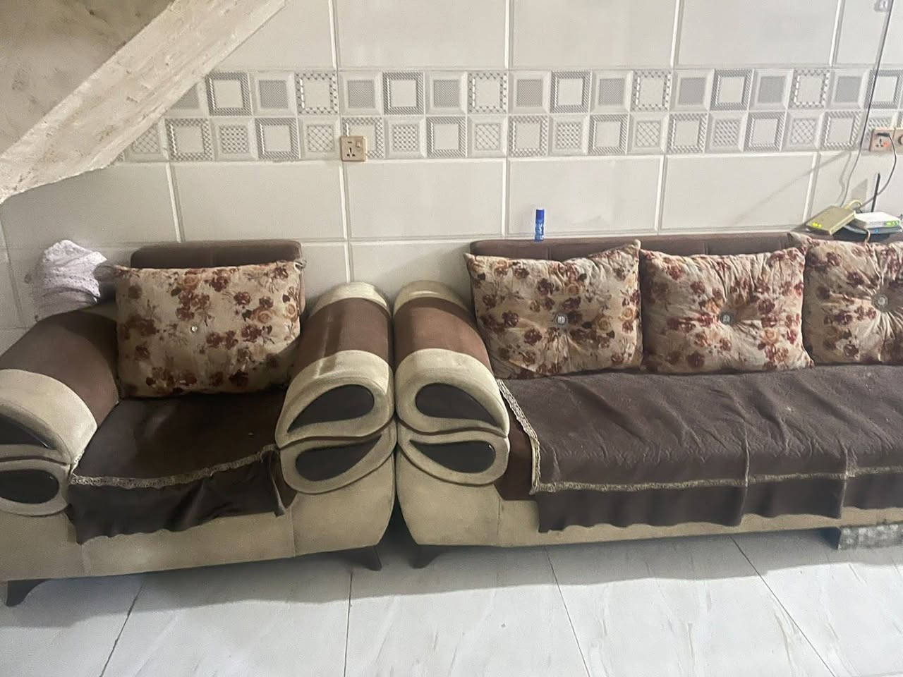 تخم نضيف البيع ومناسب هذا رقم ستفسار ***********

