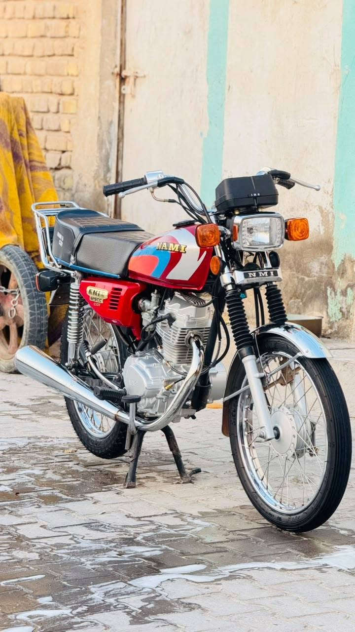 سلام عليكم نامه شلامجه للبيع اورق كامله درجه جديد برغي مامفتوح بيه السعر 1250 وبيه مجال مكان السماوه ***********
