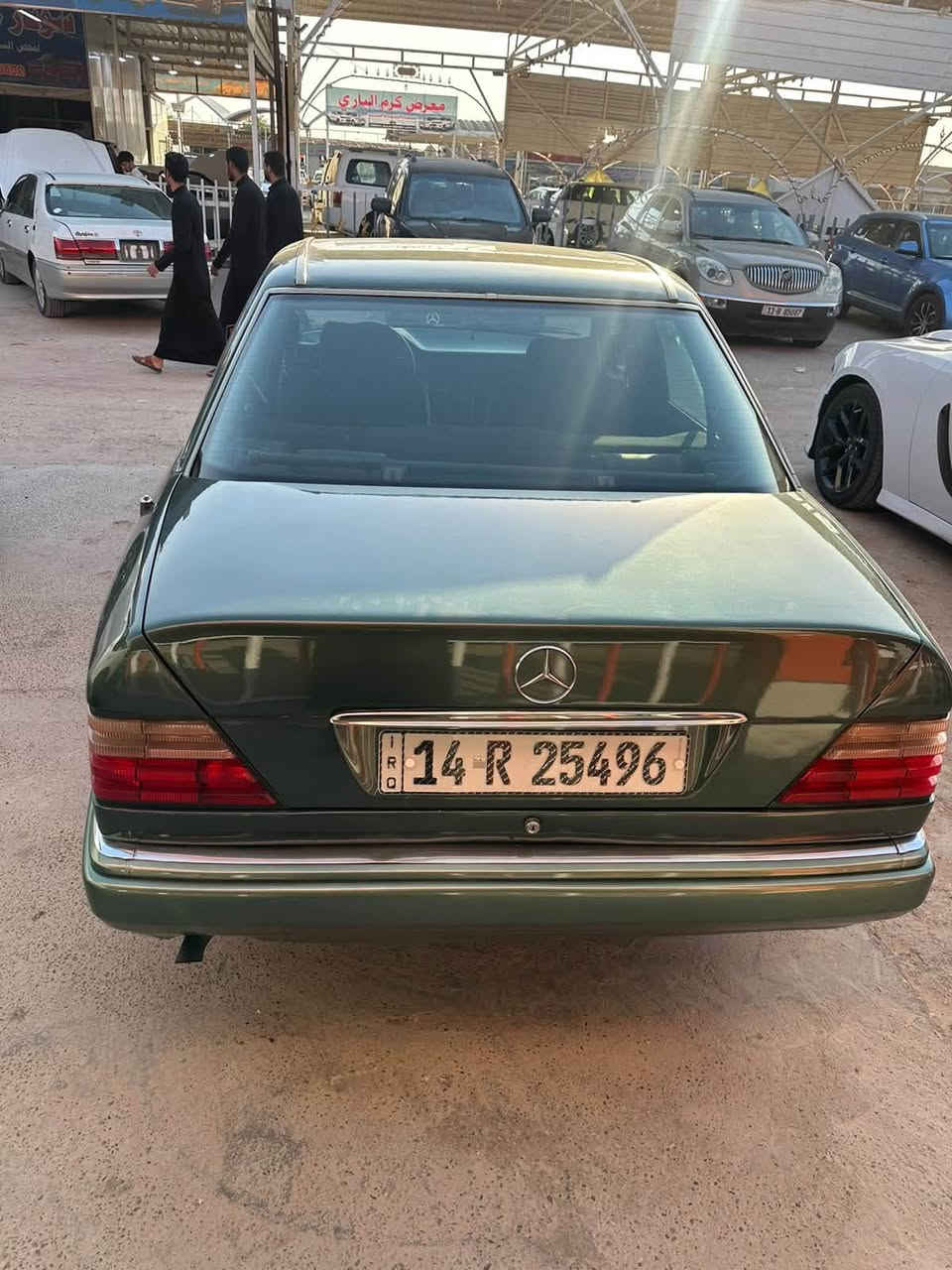 سلام عليكم 
بيبي دب موديل 93 
رقم انكليزي
 سيارة جديدة ونظيفة
محرك وكير بطه
داخل نظيف 
منظومة تبريد جديدة 
سيارة معمرة تعمير حلو
اي نقص مابيها 
السعر 65 ورقة وبيها مجال 
مكاني النجف الأشرف 
***********
