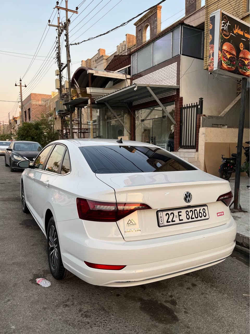 جيتا موديل ٢٠٢١ s يك جاملخي بيشه وه بوياخه و نيو ده رگاش بوياخه  يك پارجه ش امريكايا بيش و بشت كبس ارباك به س شان ته قيه گير و مه كينه به شه رت به ناو كردن به شه رت سياره كي باكو خاوين ماوته وه… *********** أربيل, العراق
