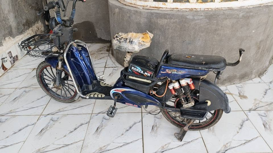 دراجة شحن شرط الشغل تاير الخلفي خالع بطاريات نضاف شرط عينه عاطله السعر175الفرقمي***********مكاني الكرنه بني منصور القرنة, البصرة
