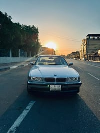 ٧٤٠i • مواصفات غنية • اصلي