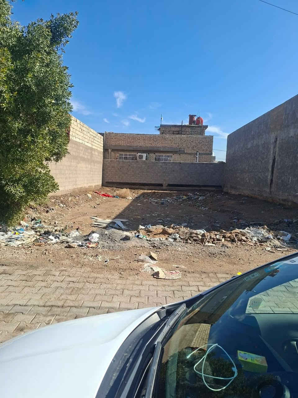 مكلف بل نشر لاستفسار  رقم الجوال
***********

كربلاء قضاء  الهنديه منطقة الرجيبة صايره على طريق كربلاء  نجف المدخل  قريب على السيطره 

 الجدول الغربي  

مساحه القطاعه  325متر نقطه داله مكتب دالين 2 على الشارع العام  مقابله ملعب طوبه وعياده شعبيه 

السعر 75  سند صادر 2025
