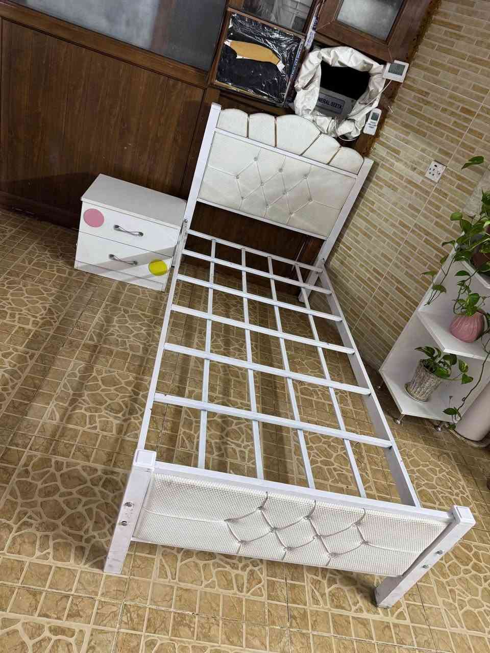 غرفه نوم بناتي 4 قطع تركي خشب mdf سرير حديد

السعر  150 الف 

عنوان اربيل بختياري

***********  /***********/*********** أربيل, العراق
