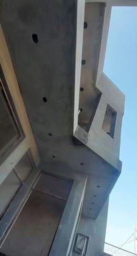 لباخ • متفرغ حالياً • سمنت وجص