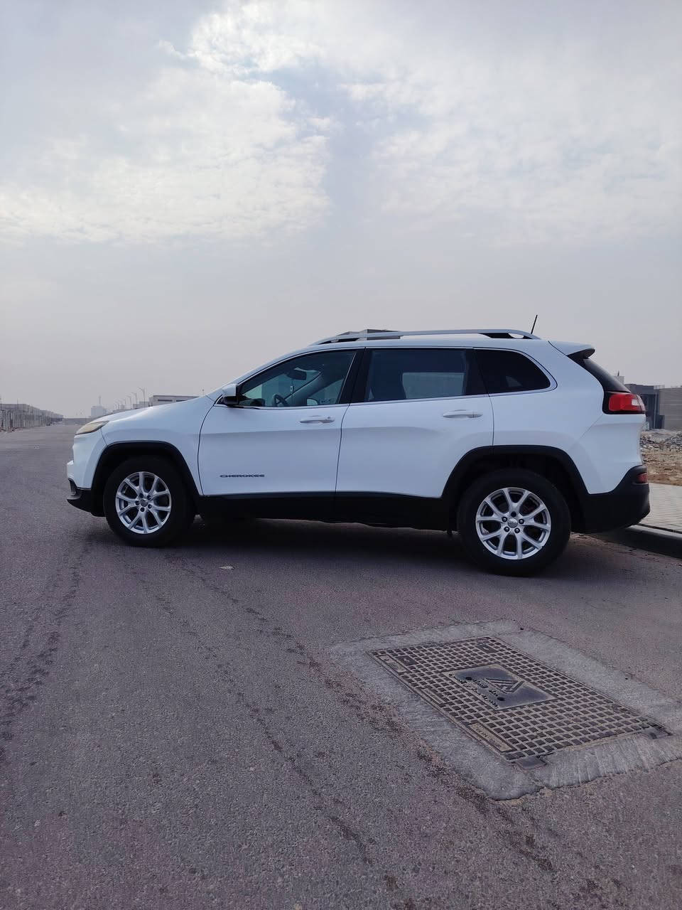 جيب بزون موديل ٢٠١٨ شرط منضومة تبريد جديده تخم تاير جديد حداده جديده انتها سنويه ٢٠٣٠ سياره جاهزه مانقص اي شي سعره ١٠٥  مكينه ٤ استندر اتصل بلخده رقمه بصره عنواني بصره قبله  ***********
