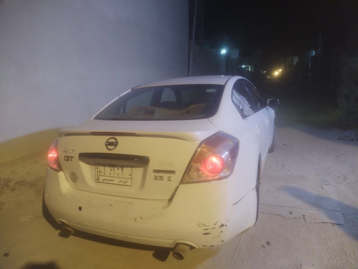 نيسان اولتيمه مديل 9 خليجي مصبوغه عام سياره جاهزه مكبنه كير تبريد راعيها يريد تحويل السعر 40 وبيها مجال عنوان بصره ***********
