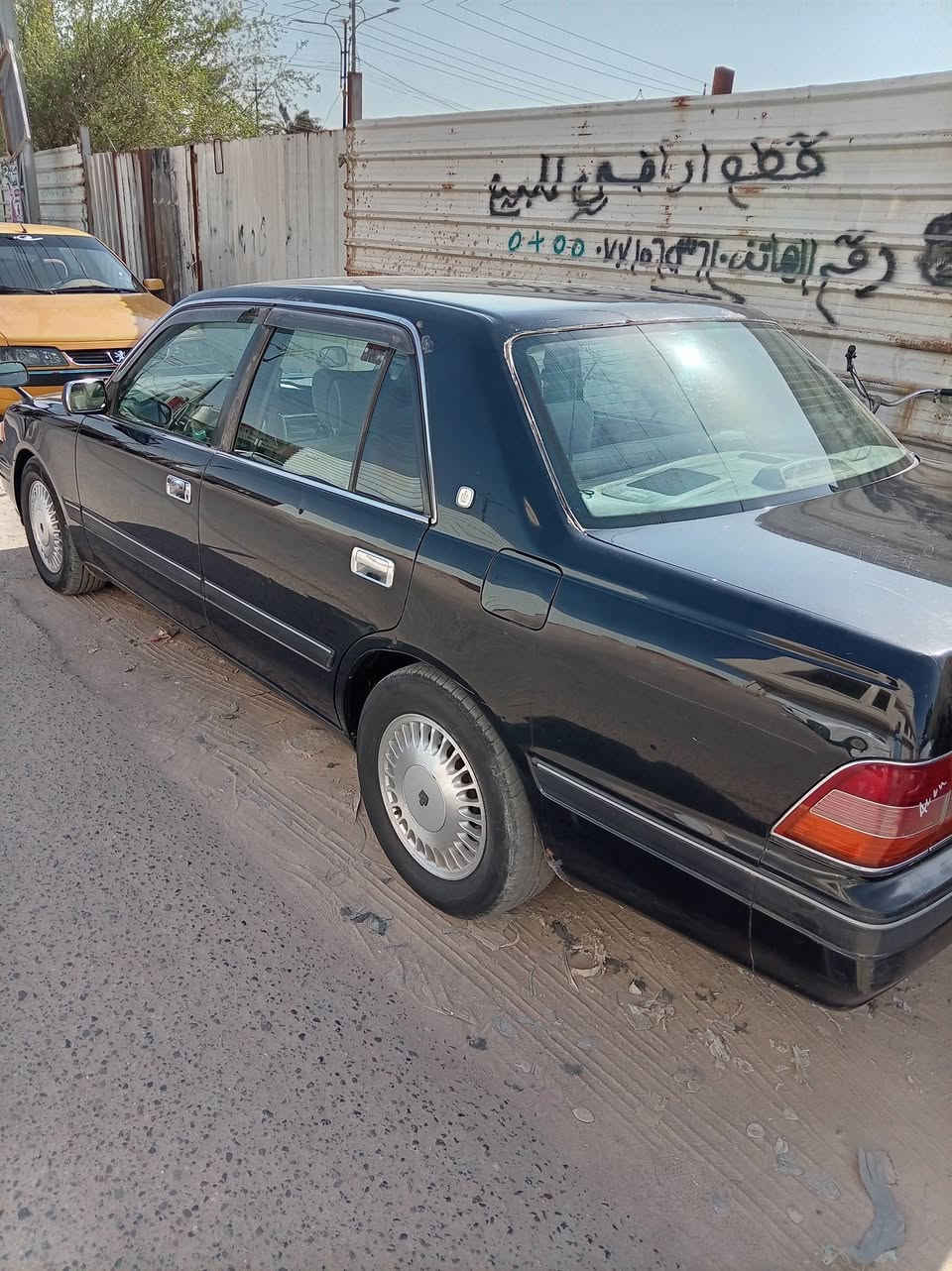 السلام عليكم اخوان سياره راس ثور موديل 97 بأسمي سنويه تنتهي 2030 محرك ونجي ميكانيكي لون اسود البترا مكفوله من ضربه رايده ب90 خلي يجي شراي ويدلل بيه مجال ***********
