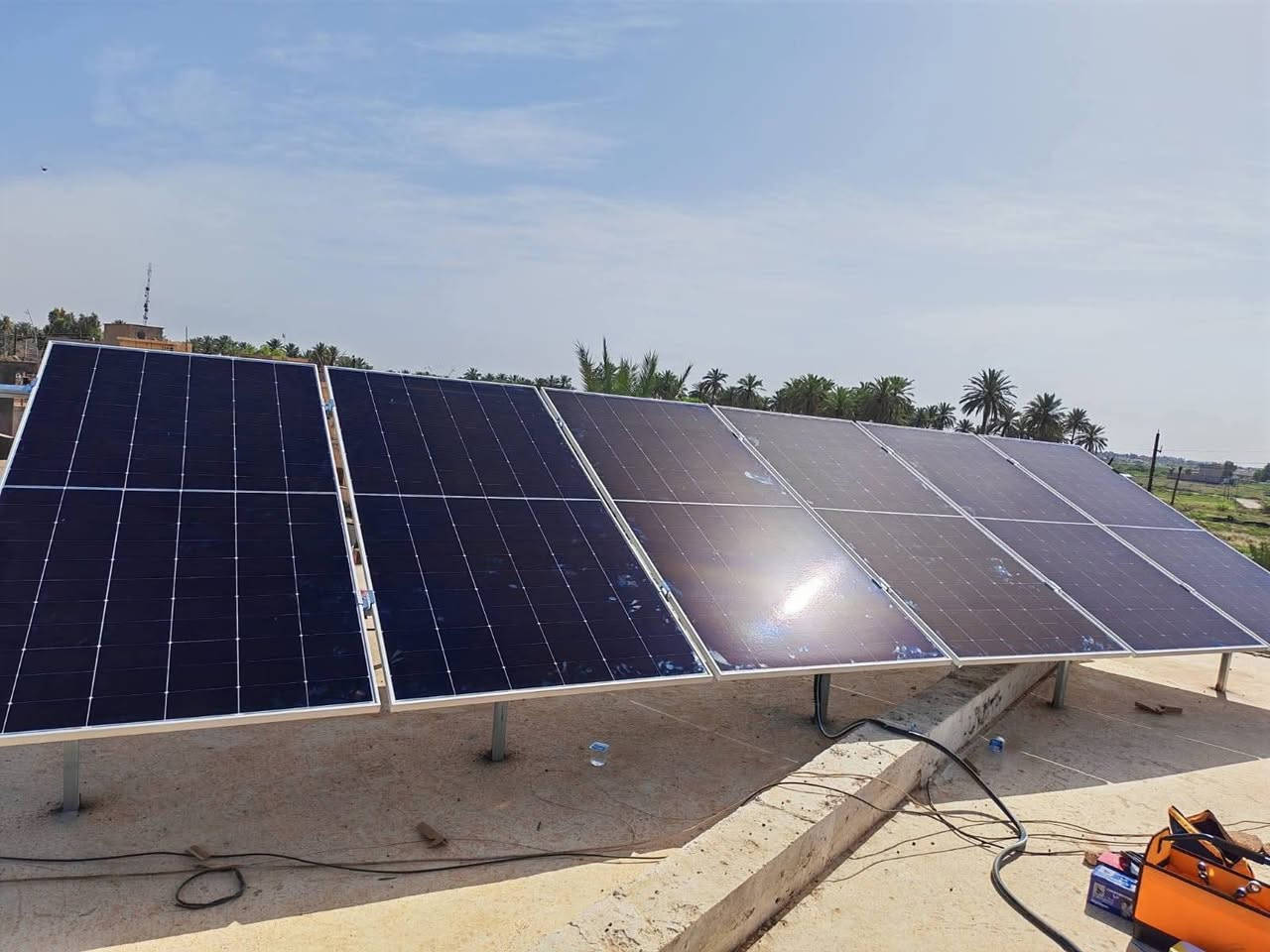 بعد التوكل على الله 

🔵 تاريخ اليوم 2026/7/31 🔵 
🔆 تنصيب منظومة طاقة شمسية 🔆
في منطقة الغالبية 
 تجهيز منظومة طاقه شمسية لمنزل الذي تجهز المنظومة  15 أمبير نهاراً بالاضافة الى 15  أمبير ليلاً  
مع مهندس الطاقة عبدالله خضير 
مكونات المنظومة

🔵 إلواح لونجي  645 (LONGi Hi-MO X10) مقاومة التظليل أداء أفضل في الظروف الجوية المتقلبة والتظليل الجزئي  
عدد 12 لوح 

🔵 جهاز انفيرتر  نوع Deye  حجم 6kw (25 امبير) 

🔵 بطاريات خلايا ليثيوم نوع (Deye)   حجم 16kw   

شركة النعاش لحلول الطاقة المتجددة
.................................................................... 
ملاحظة مهمة جدا: المتابعة مع صاحب المنظومة في اي وقت في حال حدوث أي خلل والنتابعة مع مهند الطاقة في حال حدوث اي شيئ 
.............................................................................
للاستفسار الاتصال او مراسلة الأرقام التالية  أو مراسلة الصفحة عن طريق الماسنجر :
***********

يتوفر نضام اقساط على منصة الرافدين 10 او 18 شهر مع نسبة قليلة من التحميل فقط نسبة المصرف تستقطع 
 نضراا للضروف المعيشية التي يمر بها بلدنا الجريح 
#ديالى_الغالبية 
#الطاقة_الشمسية_مستقبل_العراق

