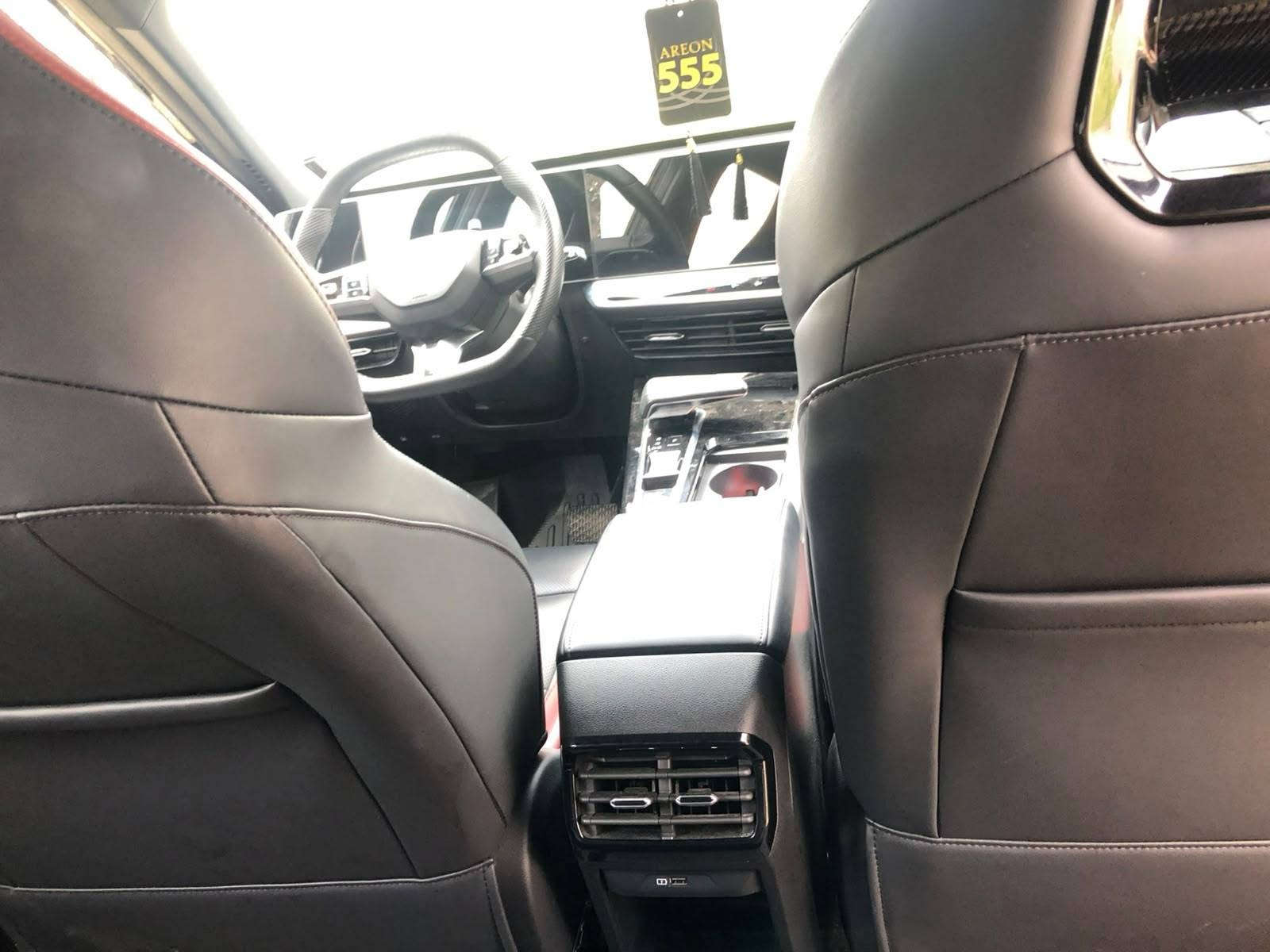 🚘 MG ONE 2024 LUX
لـــون الاســــــود مـــرغــوب

- **المحرك:** 1.5 لتر تيربو، 4 أسطوانات
- **القوة:** 181 حصان
- **العزم:** 285 نيوتن.متر
- **ناقل الحركة:** CVT أوتوماتيك
- **الدفع:** أمامي FWD
- **عدد المقاعد:** 5
- **سعة خزان الوقود:** 55 لتر
- **الجنوط:** 19 إنش
- **فتحة سقف:** بانورامــا كهربائية
- **الكاميرات:** 360 درجة
- **المقاعد:**sporty جلد لون الاسود +الاحمر +كـشن كهربائي
- **الشاشة:** شاشة رقمية + شاشة معلومات وترفيه
- **Apple CarPlay / Android Auto**
- **شاحن لاسلكي**
- **تشغيل عن بُعد**
- **دخول وتشغيل ذكي**
- **فرامل يد إلكترونية**
- **حساسات ركن خلفية**
- **مثبت سرعة متكيف (ACC)**
- **مراقبة النقطة العمياء**
- **تحذير الاصطدام الأمامي**
- **مساعد الحفاظ على المسار**
- **6 وسائد هوائية**
- **نظام ثبات إلكتروني ABS / EBD / TCS**
- **مصابيح LED أمامية وخلفية**
- **إضاءة داخلية محيطية**
***مـــاشـــیه 40km
 ــ. کــــــلین تــایتل بـــدون صبــغ بــدون بـــارد ورصــعات
شــــرط تـــحویل وغرامات 
مــــــــــــكان ســـیاره /كـــــركوك 
ســـــعره /155بــــیه مــــجال قلیل
*********** watsapp
*********** كركوك, العراق
