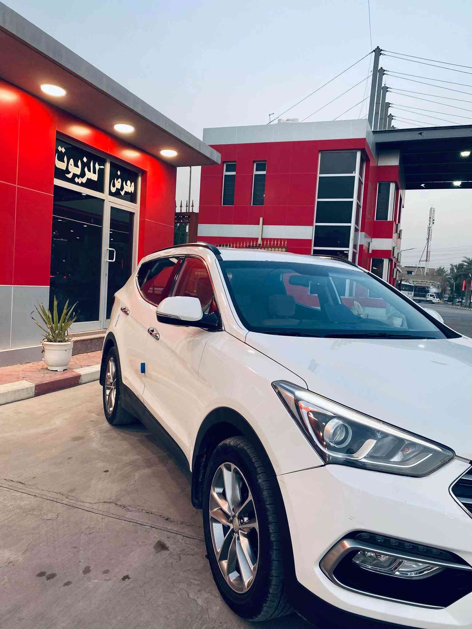 سلام عليكم للبيع فقط سنتافي ٢٠١٧ خليجي ٤سلنرد كفاله عامه لا صبغ لا فتح لا تبديل لا بادر كفاله عده شخط مكدار اصبع بل باب فقط ما مبين  كير مكينه حداديه تبريد كفاله اربيل  تدريد رقم دولي تريد انته ترقمها بسم شركه مضمونه السعر ١٤٣ بيها مجال حك الجيه مكاني نجف  
***********
