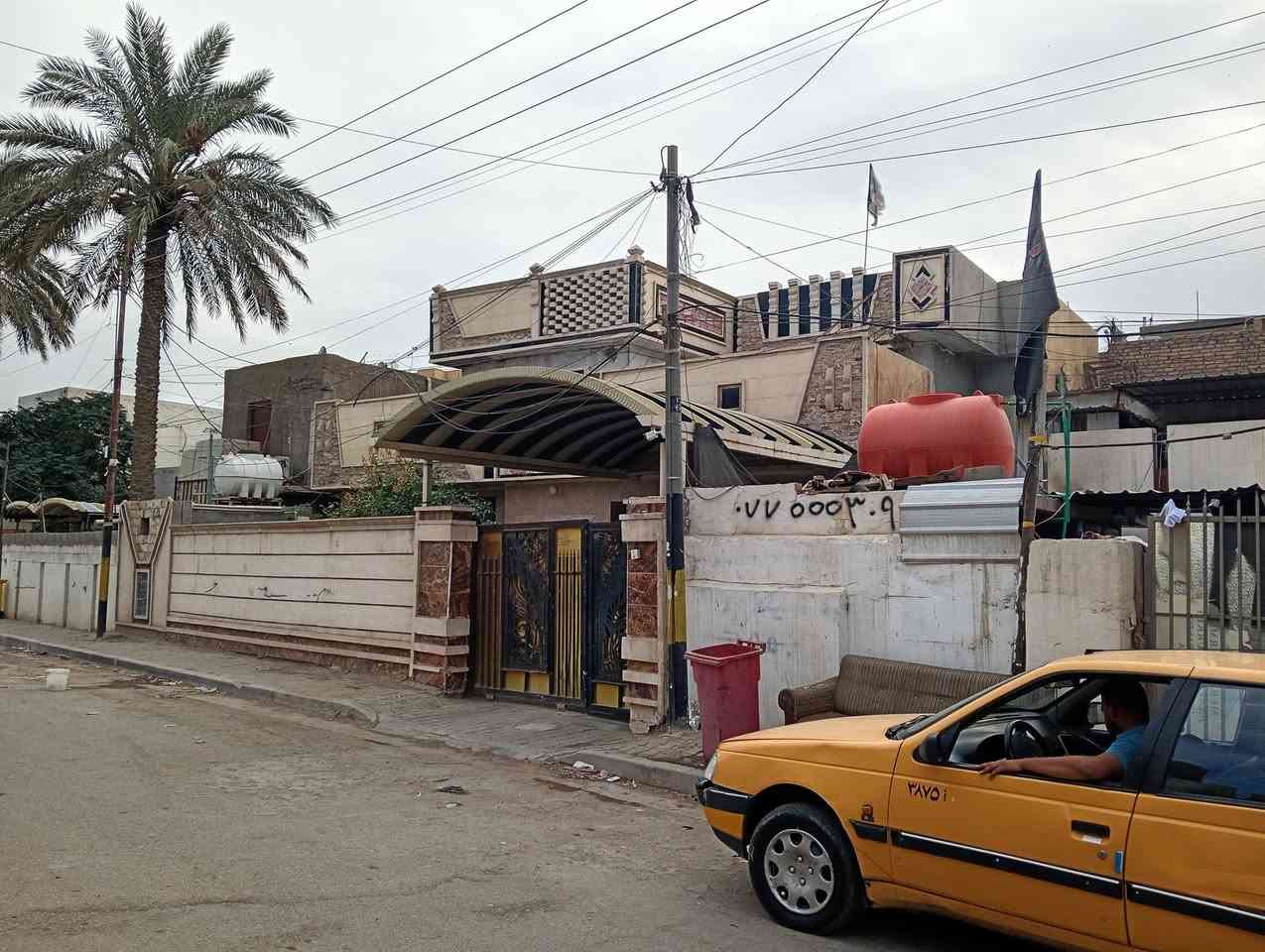 بناء قديم • حديقة وكراج • أكثر من ٣١٠م