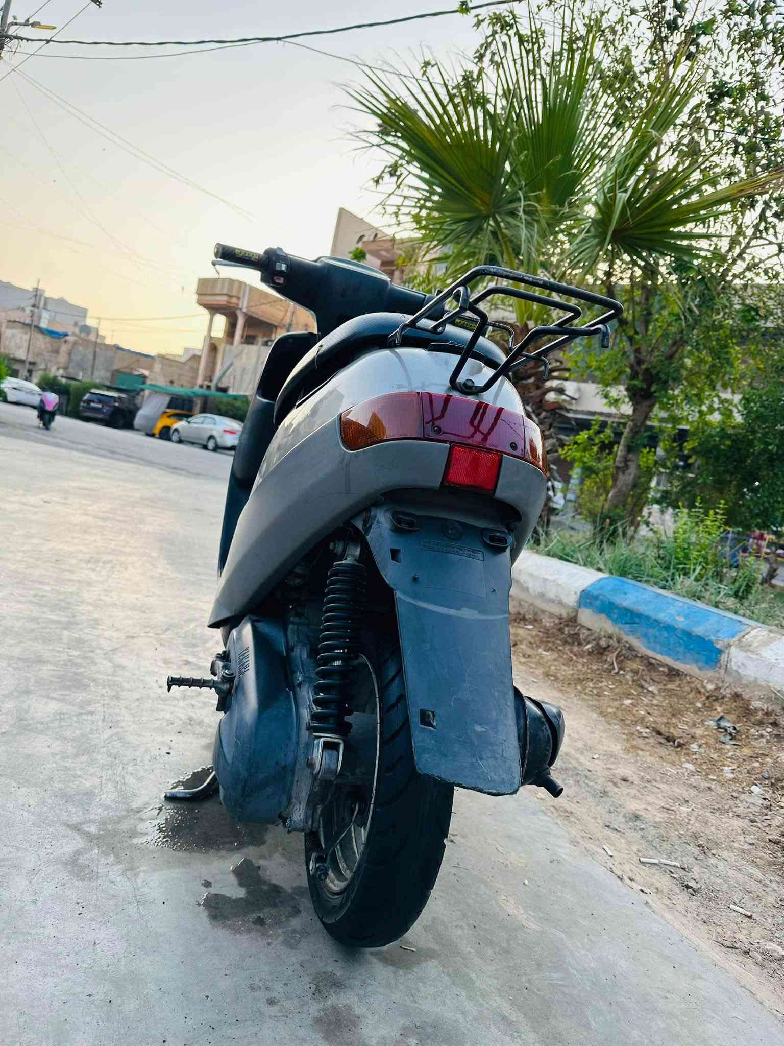 دراجه معروضه للبيع
مكينه كبس كابريته بلاديه 
الشراي يتصل ***********
