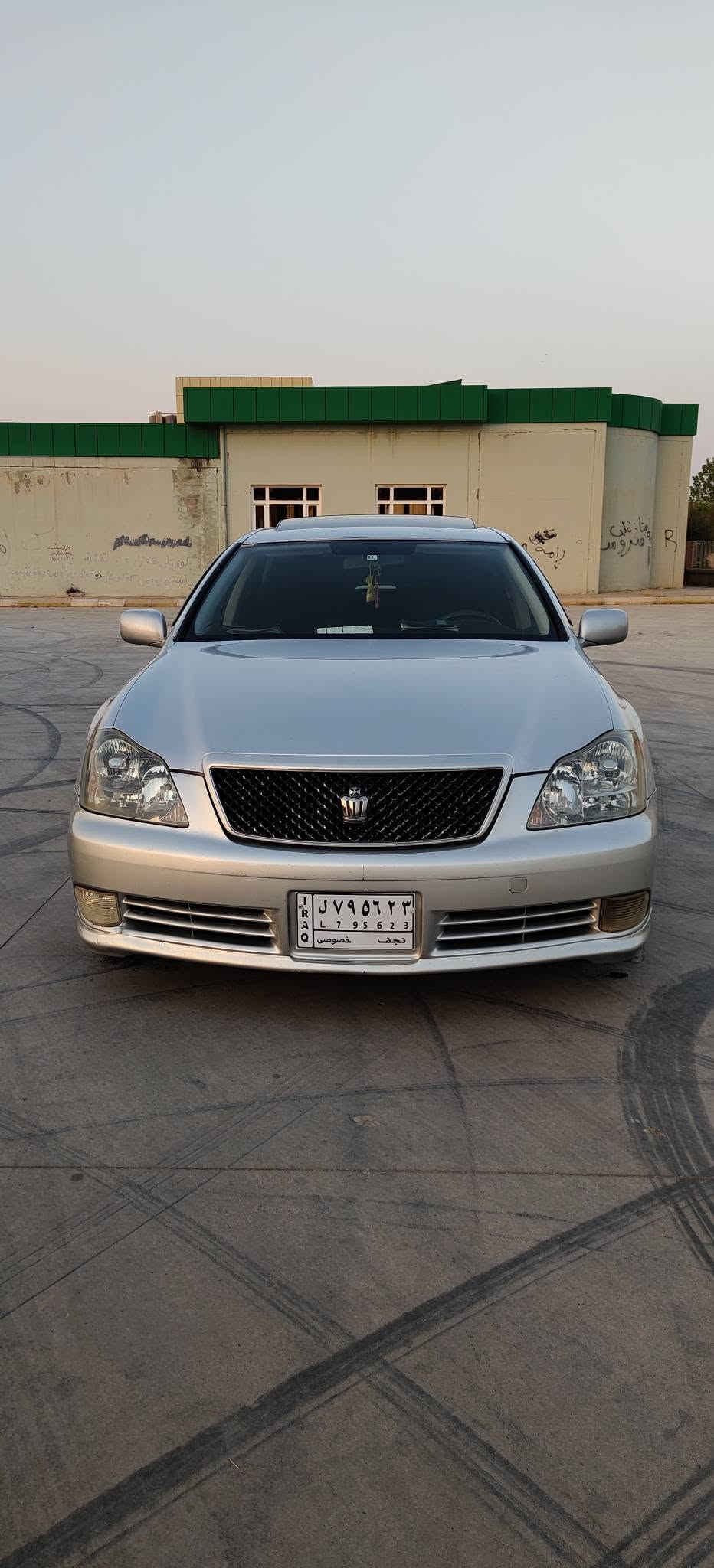 سڵاو 
شاهینە سپۆڕت بڕاوە  کۆد بۆفرۆشتن 
مۆدێل 2005 بچوک بەبچوک گێرو مەکینەی بەشەرتی فیتەر تەبریت بەشەرت سڵایت چوار تایەو  ویلی دینگە ئیستیل لۆکی لەژێرە چاڵو شخوتی نییە سەیارەی مەعرەز نییە گشت گیانی بەشەرت بێمەسرەف شوێن هه ڵەبجەی تازە 
سعر 52 گەڵاو مەجالی برایانە 
*********** دار بنديهكان, السليمانية
