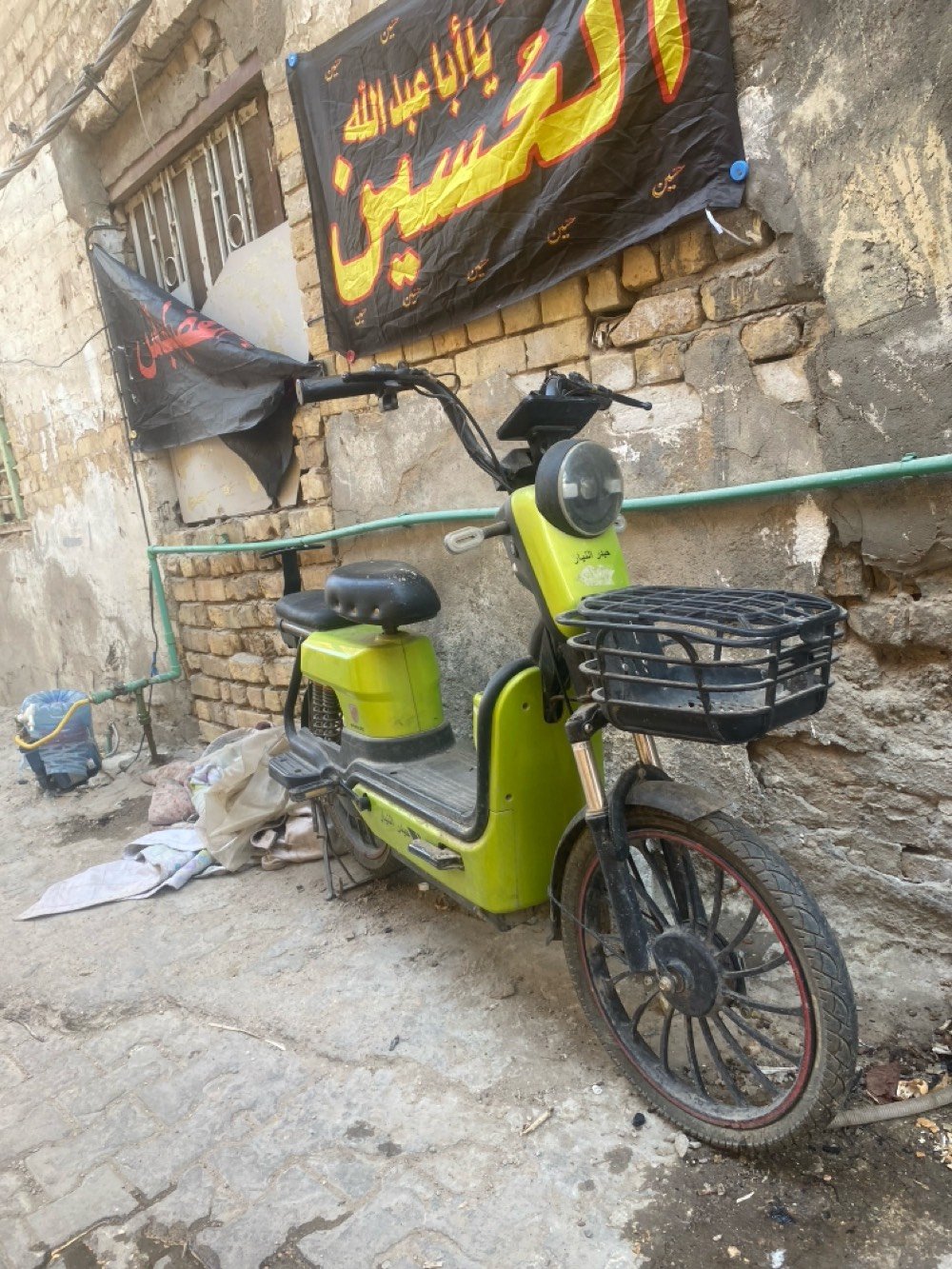 دراجه شحن للبيع⚡️
📍بغداد شارع حيفا 
السعر (250الف ) قفل 🔒
نقصه تاير 
للتواصل(***********)