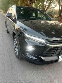 بلايزر موديل 25   6سلندر   رقم بغداد شهداء وكاله عامه تريد او عقد مرور...
