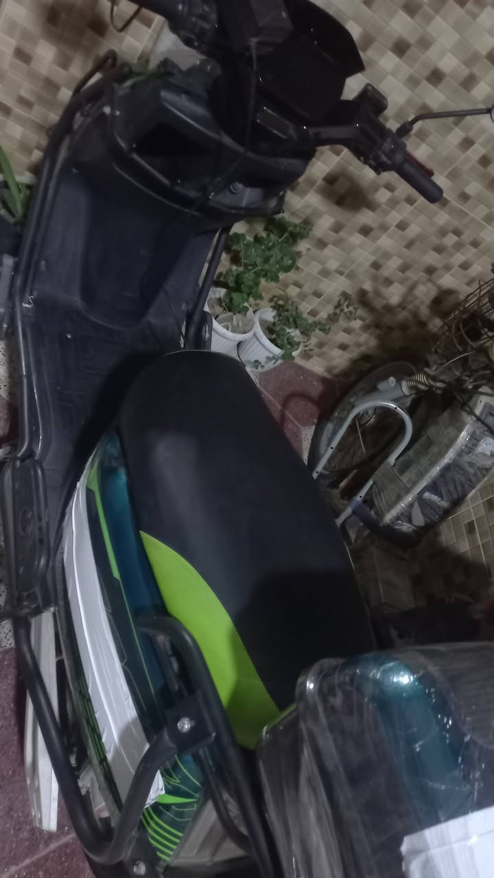 السلام عليكم
دراجه شركة الماسه 💎 🛵سكنس
موديل2026
موطور بالكارتون جديد
(اخو الزيروو مستخدم  3اشهرر مكفول حتى من الشخط ...)
(بطاريات عدد 6 على فحص ) 
فول مواصفات ملف(4000W)
(نظام  R) 
(مخرج شحن USP) 
(سرعة 99حقيقي) (سرع 4)

(مثبت سرعة)
لايت زنون عالي ناصي 
دبلات امامي خلفي رياضيه +ويل امامي رياضي+يدات بريك رياضي 
سماعة بلاتوث بلادي 
جنطه خلفيه بلاديه
اشاير يمنة يسرة دبل اشااره 
الموقع داخل الرمادي 
الاستفسار :***********.موو شراي لتعبني
