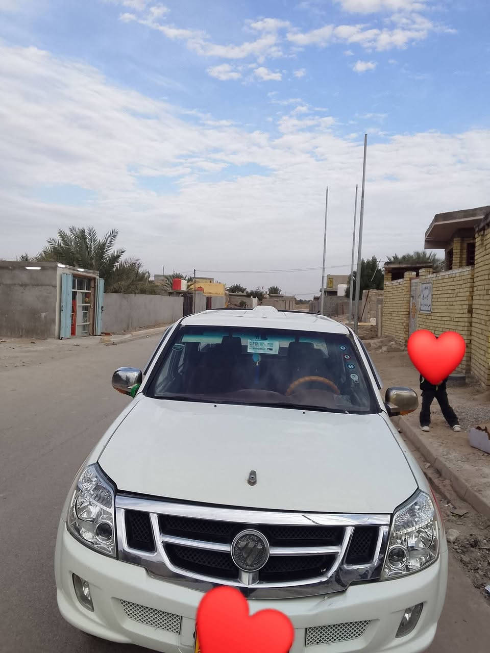 سلام عليكم سيارة فتون للبيع المواصفات كير مكينه شرط بل كارتون مكفوله من دعاميه لدعاميه دواخل كارتون السعر 45وبيه مجال لمكان لناصريه الهاتف ***********
