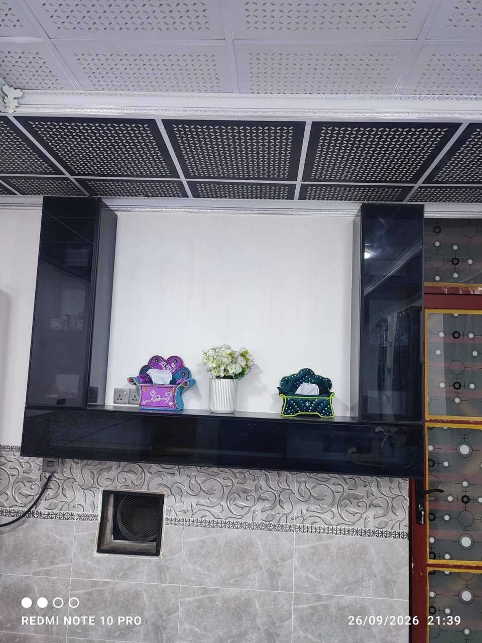عمل معمل نجاره بيجي
ميز بلازمه
عمل موديل تركي
نرماده هيدروليك 3طكات
جام 6ملم اسود
ليد 220فولت
شغل درجه اولى
العنوان بيجي الشارع العام مقابيل اعداديه الصناعه القديمه
هاتف ***********

نص مكتوب في الصور:
- REDMI NOTE 10 PRO 26/09/2026 21:41
- REDMI NOTE 10 PRO 26/09/2026 21:39
- REDMI NOTE 10 PRO 26/09/2026 21:40