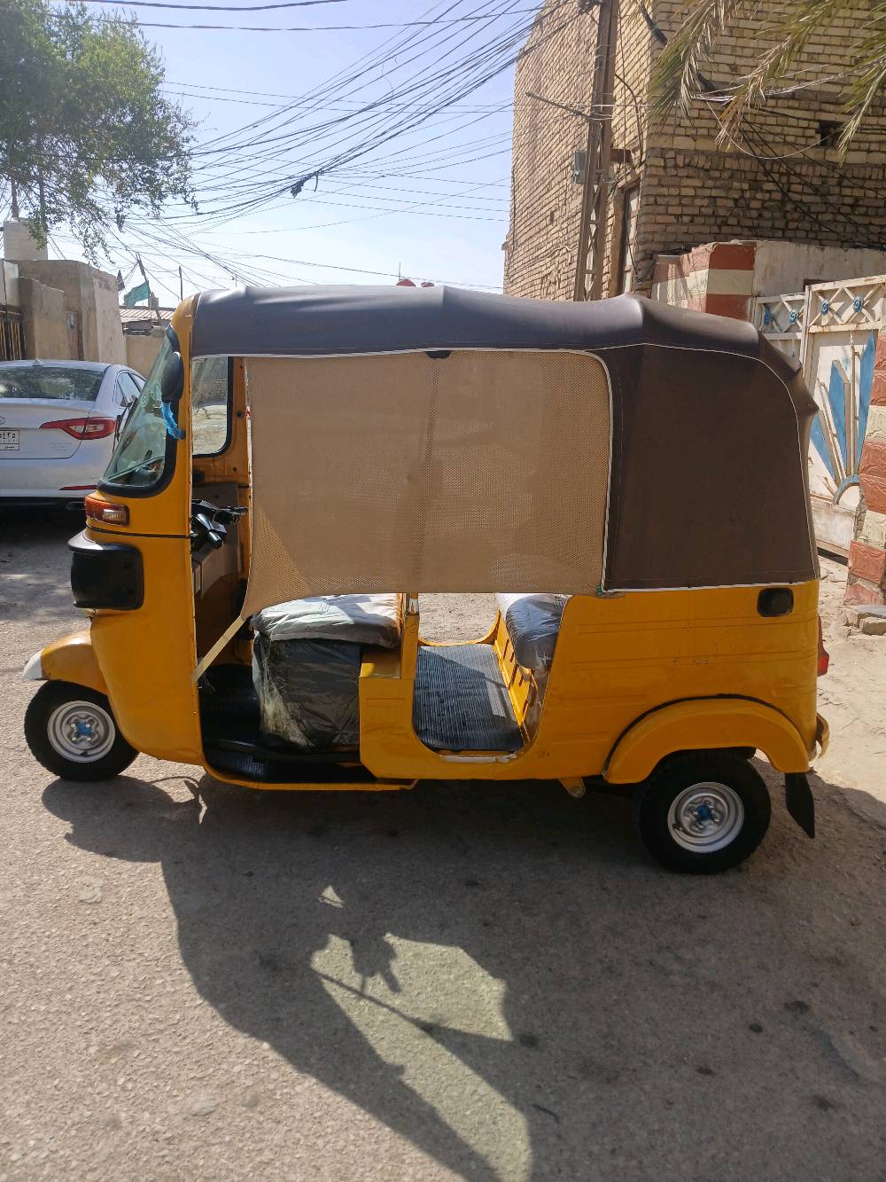 سلام عليكم تكتك ١٩ شهر ال ١٢ يعني محسؤبه على العشرين اوراق بيه طكه يم البك لايت او بيه طكه بالغد تكتك خرسه سعره ٥٥٠٠ وبيه مجال والمو شراي لا يجي ولا يعلق يطلع كبل هاذ رقمي***********