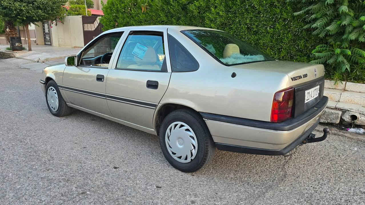 🇩🇪🇩🇪🇩🇪    اوبل فكترا
الموديل 1991

المواصفات :

حجم المحرك 20 

سلايت روڤ اتوماتيك 

الجامات الاماميه كهرب 

المريات الجانبيه كهرب

الكير اوتماتيك

اللون ذهبي 

محرك + كير بشرط

باتري جديد 

طخم تايرات جديد 

سبير جديد 

ملاحظه /

السنويه جديده 

هزه وفحص جديد 

مكان السياره / الموصل

السياره جدا نظيفه بدون ضربه فقط صبغ عام جماليه 

 

تحويل وكاله بشرط ثاني يوم 

للاستفسار   ***********
