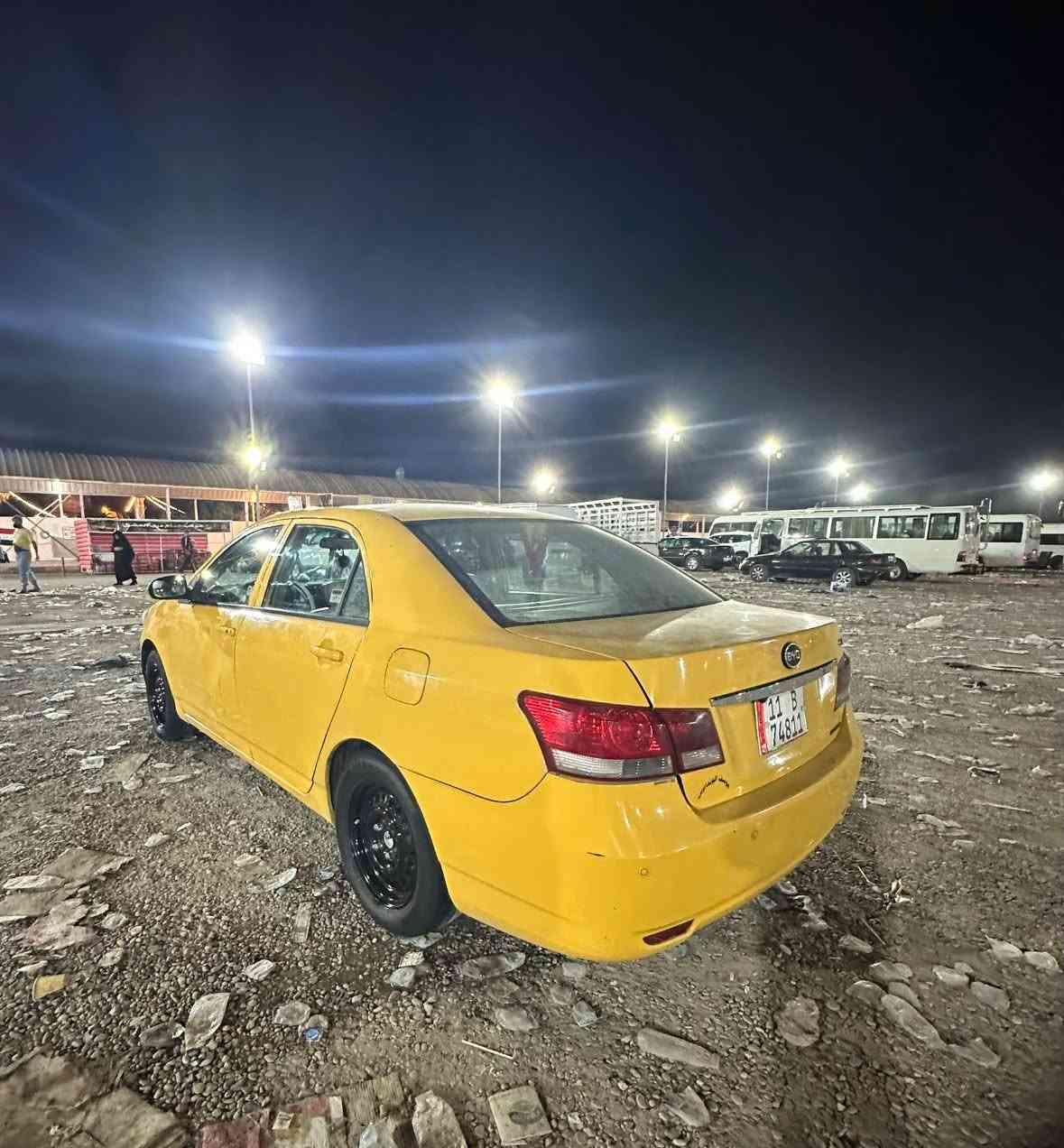 سلام عليكم بي واي دي للبيع g3 موديل ٢٠١٣ مكينه ١٨٠٠ بيه طخه باب السايق باسمي تحويل مباشر سعره ٥٢ مكاني بغداد ***********
