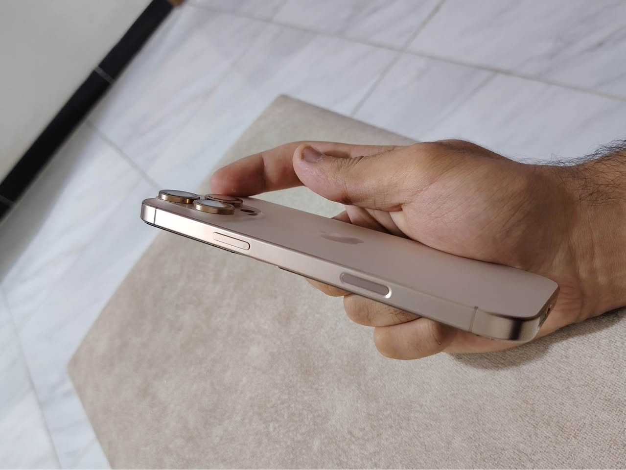آيفون ١٦ برو ماكس • ٢٥٦ • بطارية ٩٢٪