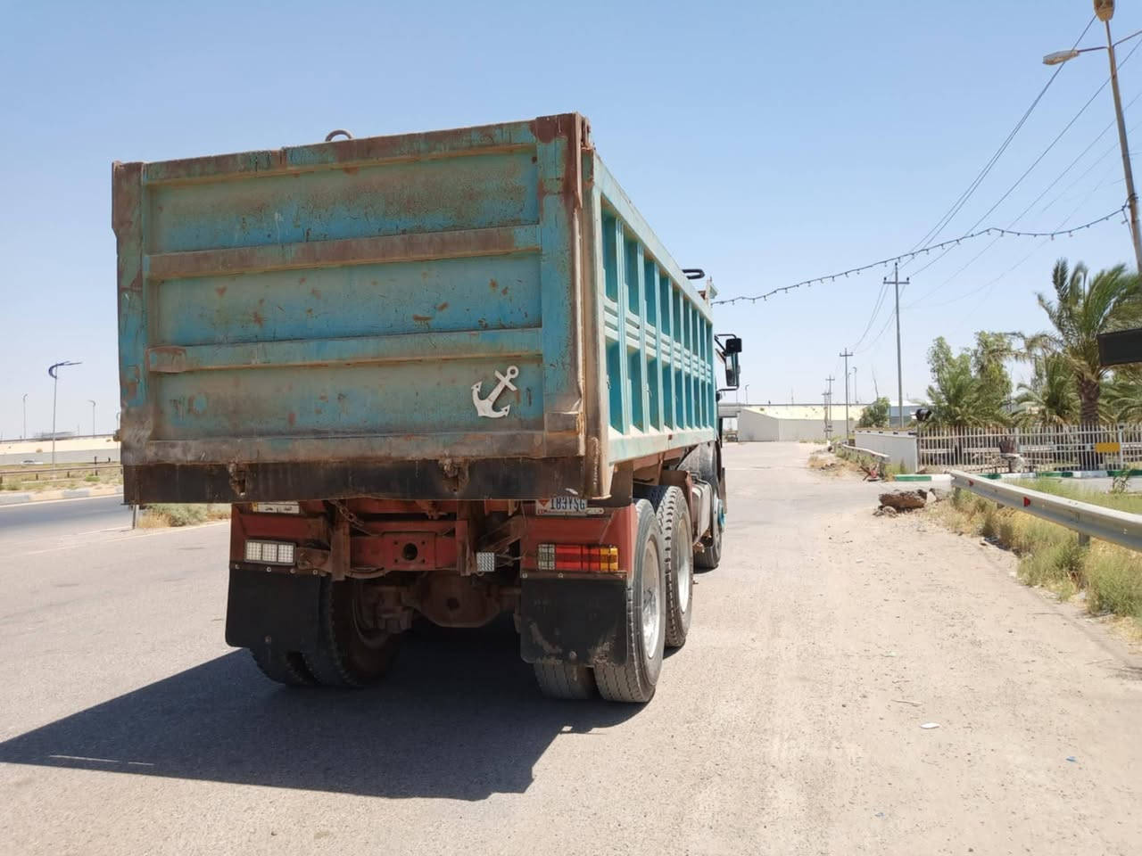 سلام عليكم للبيع البي موديل 75 مكينة 44 لا صرف ولا بخار مجموعة چي إف رباط عدل 24 گير برميل 160 دور 14 رقم نجف ألماني لل 2028 مرسومه قاطرة ومقطورة 3 لوحات تخم تاير 24 حدادية جديدة بدي علم جديد السعر الاستفسار ***********
